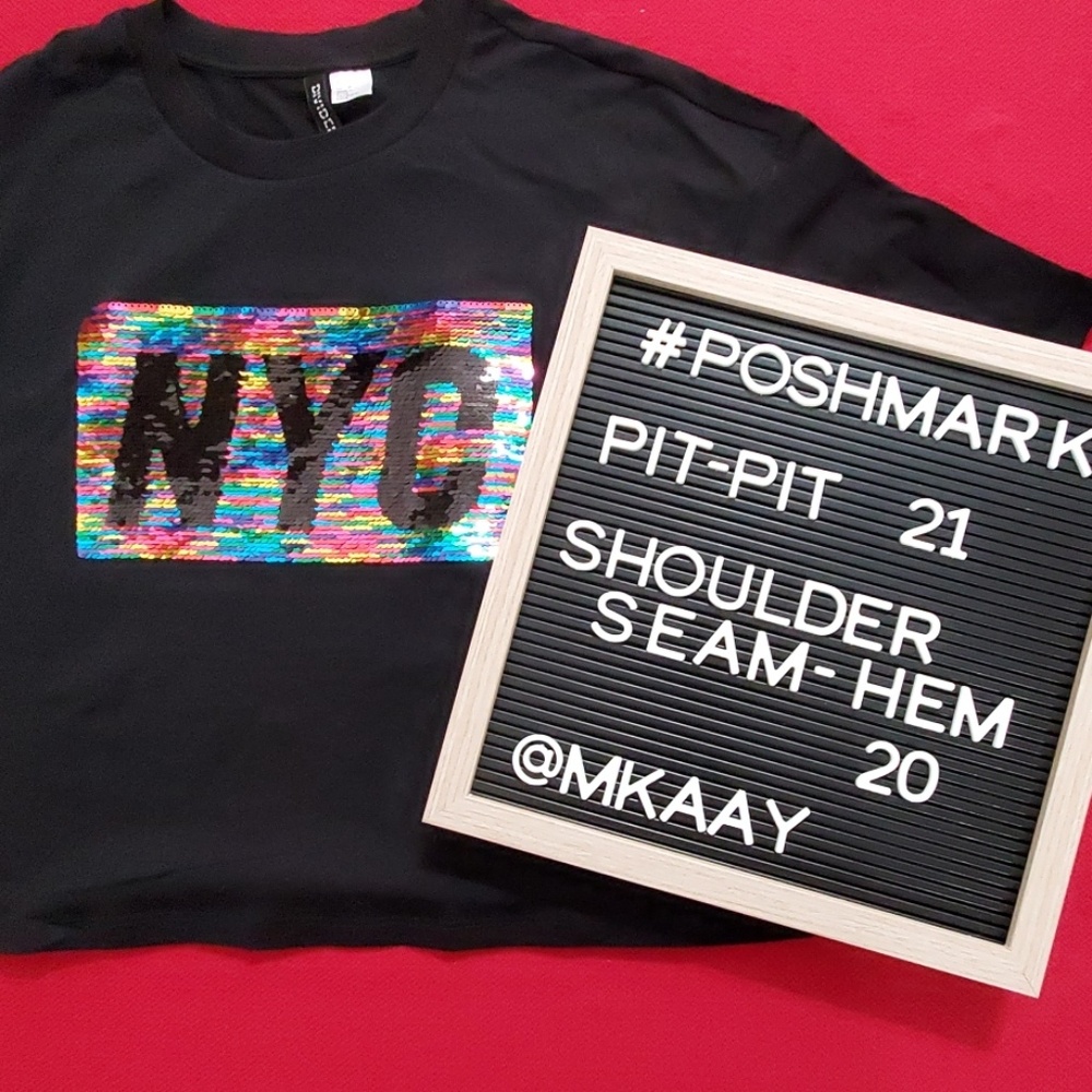 H & M  Divided black reversible sequin top NYC Big Apple Broadway 42nd St. Bronx - Picture 6 of 8